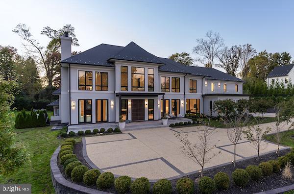 1020 Langley Hill